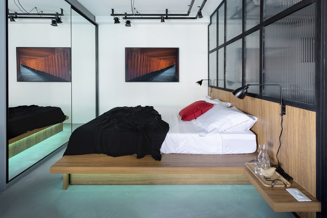 dormitório estilo oriental com cama baixa