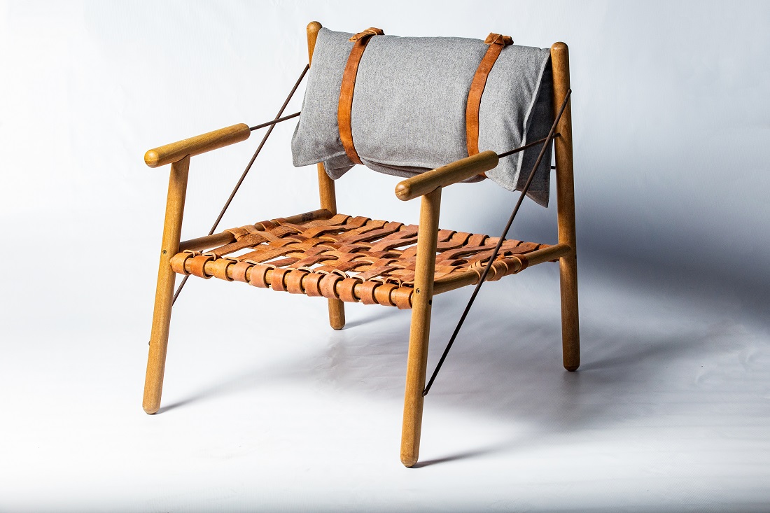 Cadeira Arreio do designer de Alagoas Tavinho Camerino